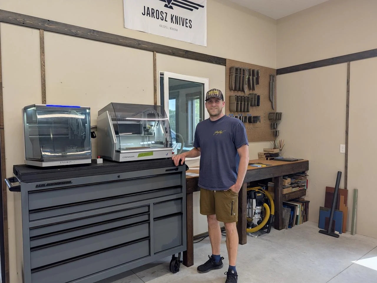 Jarosz Knives Uses Desktop CNC for Small-Batch Production