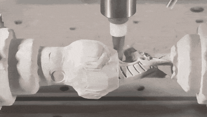 4 вісь для ЧПУ верстата Carvera Harmonic Drive в роботі